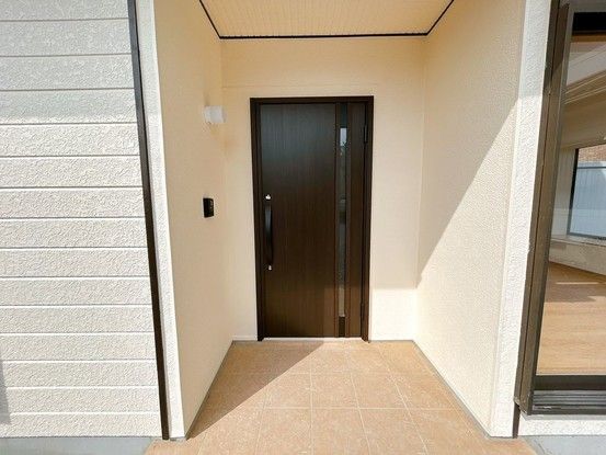 Renovated 3LDK House on Large Lot in Takasaki City, Gunma - Thumbnail 3