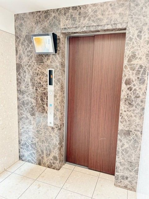 3LDK Apartment for Sale in Kurume, Fukuoka - 70.71 sqm - Thumbnail 2