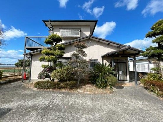Renovated 4LDK House in Yatsushiro, Kumamoto - 137 sqm - Thumbnail 2