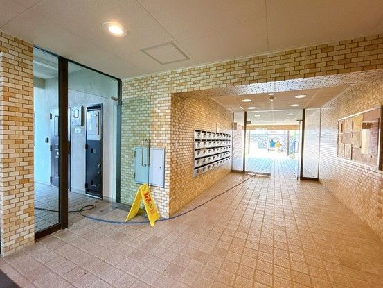 2LDK Apartment for Sale in Hamamatsu City, Shizuoka - Thumbnail 2