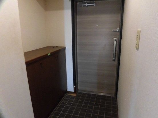 3LDK Apartment for Sale in Kochi City, Kochi Prefecture - Thumbnail 2