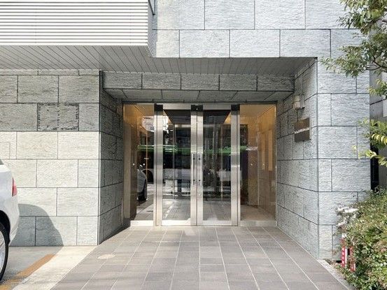 Renovated 1DK Apartment in Toshima, Tokyo - 36.29m² - Thumbnail 2