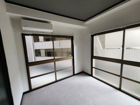 Renovated 2LDK Apartment Near Dobashi Station, Hiroshima Naka Ward - Thumbnail 2
