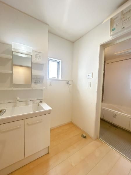 4LDK Detached House for Sale in Itoman, Okinawa - 97.2 sqm - Thumbnail 4
