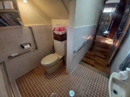 8LDK House for Sale in Naha, Okinawa - 209.92m2 - Thumbnail 4
