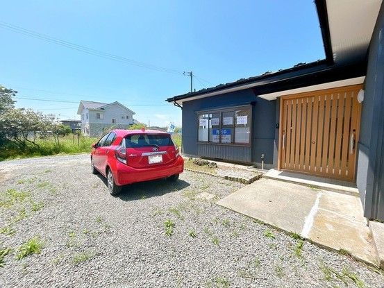 Renovated 3LDK House Near Kamikamiya Station in Miyagi - Thumbnail 2