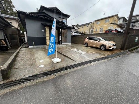 Renovated 3SLDK House in Kanazawa with 4 Parking Spaces - Thumbnail 3