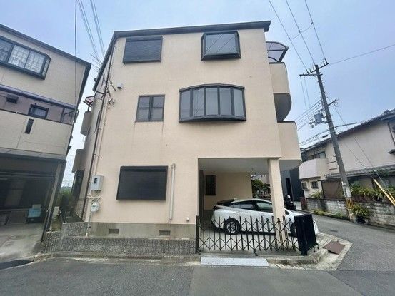Renovated 6LDK House for Sale in Sakai-ku, Osaka - Thumbnail 2