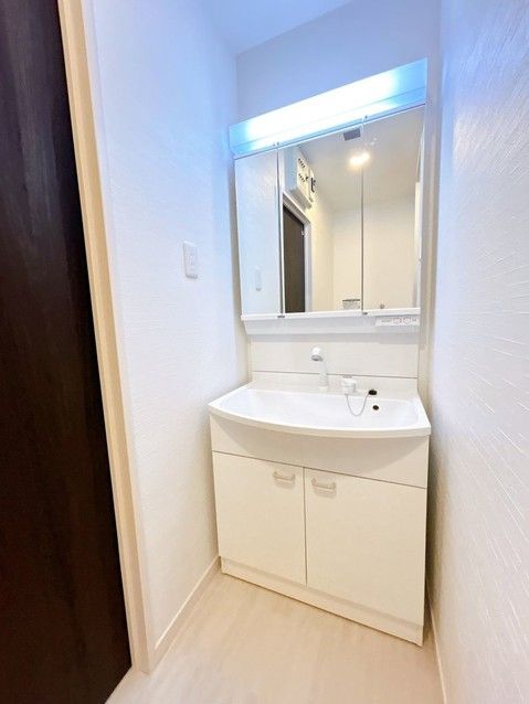 Renovated 3LDK Apartment for Sale in Takasaki, Gunma - Thumbnail 2