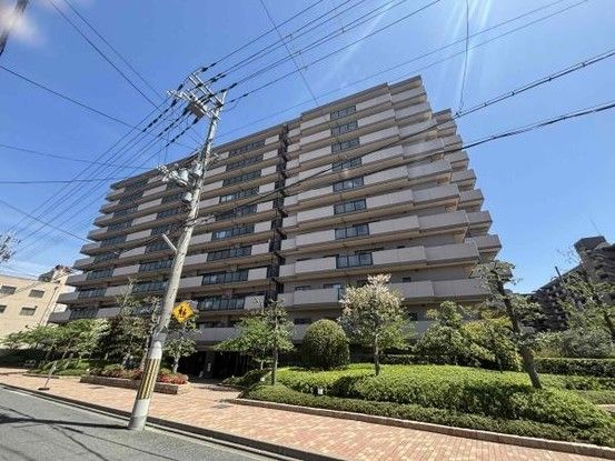 3LDK Apartment for Sale in Ukyo Ward, Kyoto - 76.99sqm - Thumbnail 2