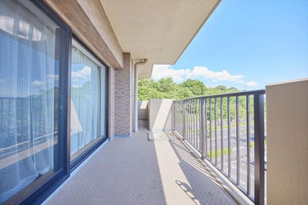 3LDK Apartment for Sale in Sakae Ward, Yokohama - Thumbnail 4