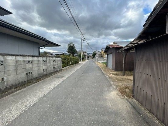 6DK House for Sale on Large 137 Tsubo Lot in Miki Town, Kagawa - Thumbnail 3
