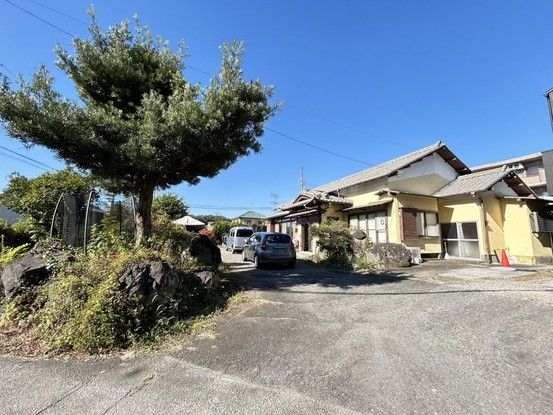 5DK House for Sale in Fujinomiya, Shizuoka – 573 sqm Lot - Thumbnail 4
