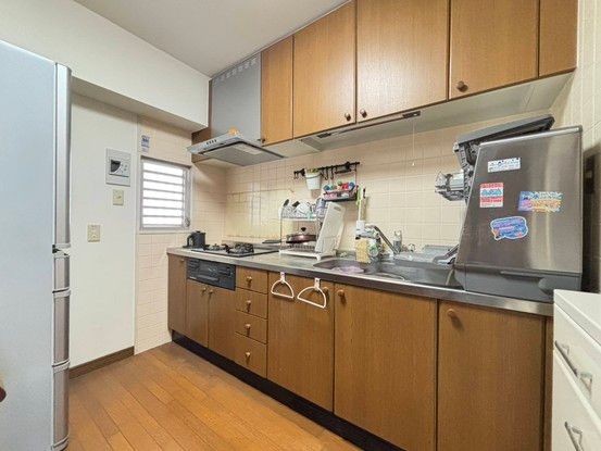 3LDK Apartment for Sale in Kobe Kita Ward, Hyogo - Thumbnail 4