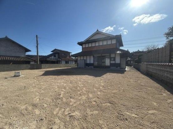Renovated 6SDK House in Kitahiroshima, Hiroshima – 195.92m² - Thumbnail 2