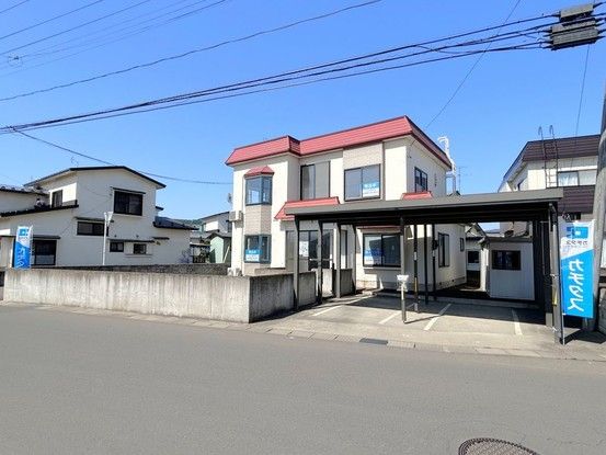 Renovated 4SLDK House on Corner Lot in Hirosaki, Aomori - Thumbnail 3