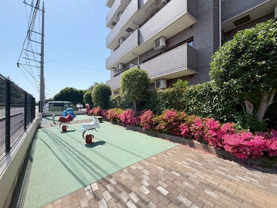 3LDK Apartment for Sale in Saitama City, Near Owada Station - Thumbnail 4