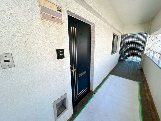 Renovated 3LDK Apartment for Sale Near Fukuyama Station - Thumbnail 3