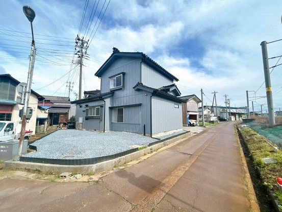 Renovated 3SLDK House in Tsubame City, Niigata - Thumbnail 3