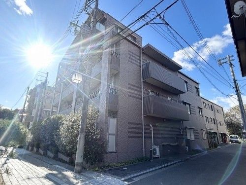 Renovated 3SLDK Apartment in Suma, Kobe - Thumbnail 2