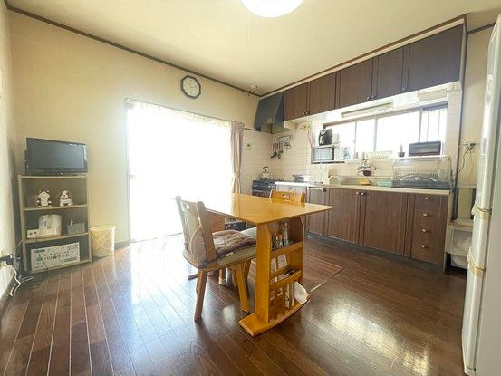 Used 5DK House in Asakita-ku, Hiroshima City - 96 sqm, 155 sqm Land - Thumbnail 2
