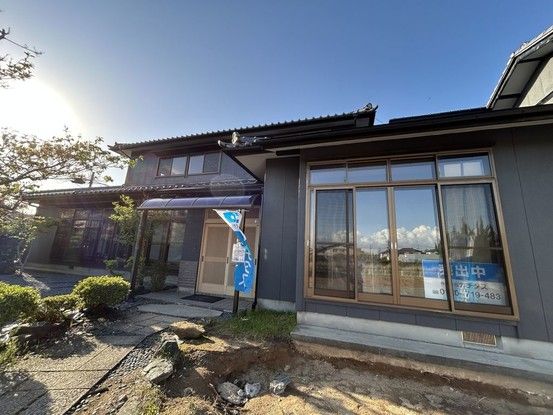 Renovated 7SLDK House in Murakami, Niigata - 295 sqm - Thumbnail 3