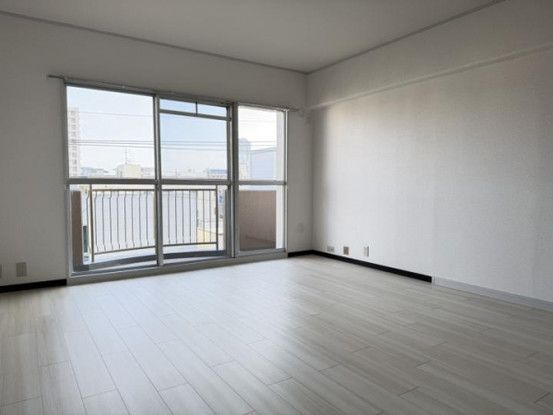 3LDK Apartment for Sale in Showa Ward, Nagoya - Thumbnail 4