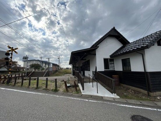 Renovated 5LDK House in Uozu City, Toyama - 151.57 sqm - Thumbnail 4