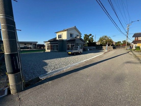 Renovated 5LDK House in Uozu City, Toyama - 151.57 sqm - Thumbnail 2