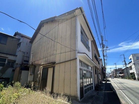 4K Detached House Near Gotsu Station in Shimane - Thumbnail 2