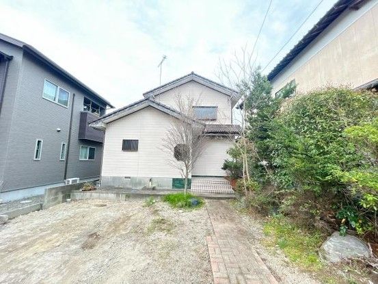 Renovated 3LDK House in Ogimachi, Saga - 108 sqm - Thumbnail 2