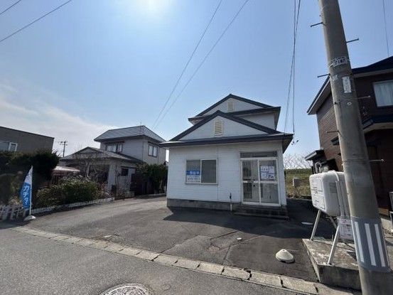 Renovated 4LDK House in Goshogawara, Aomori with 4 Parking Spaces - Thumbnail 3