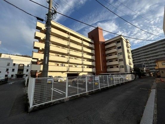 Renovated 3LDK Apartment in Kurashiki City Center, Okayama - Thumbnail 3