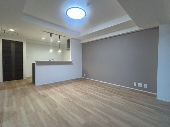 Renovated 3LDK Apartment for Sale in Kanazawa, Ishikawa - Thumbnail 4