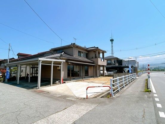 Renovated 4SLDK House in Namikawa City, Toyama - Thumbnail 2