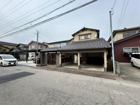 5LDK Renovated Detached House for Sale in Kanazawa, Ishikawa - Thumbnail 3