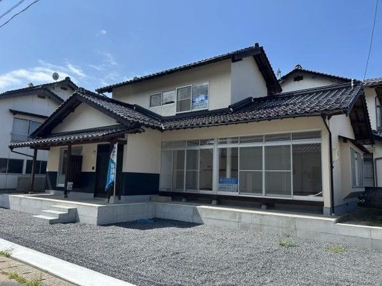 Renovated 4LDK House in Matsue, Shimane – 120m² - Thumbnail 2
