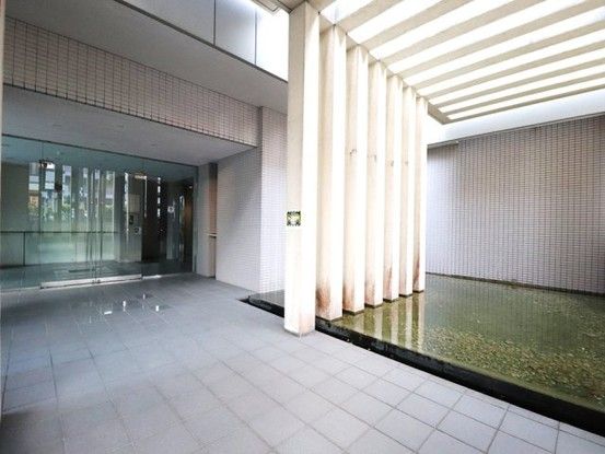2LDK Apartment for Sale in Naha, Okinawa - 67.86 sqm - Thumbnail 2