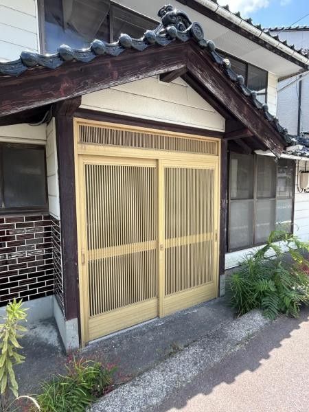 7SK House in Yoshika, Shimane - 163.9 sqm with Courtyard - Thumbnail 2