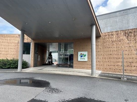 7SK House in Yoshika, Shimane - 163.9 sqm with Courtyard - Thumbnail 4