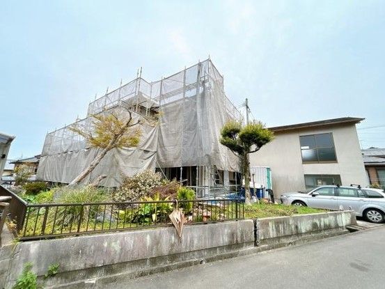 Renovated 4LDK House in Oita City with Large Garden and Parking - Thumbnail 2