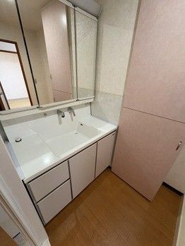 2SLDK Apartment for Sale in Kasukabe, Saitama - 76.39 sqm - Thumbnail 3