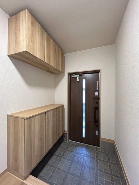 Renovated 5LDK House in Aomori City with 4 Car Parking - Thumbnail 4