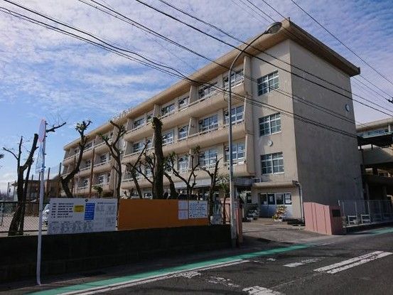 Renovated 6DK House for Sale in Murasakibara, Kagoshima City - Thumbnail 3