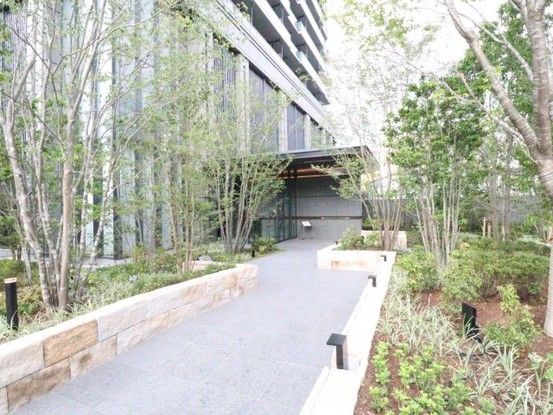 Sielia Tower Osaka Horie 1LDK Apartment for Sale in Nishi Ward - Thumbnail 4