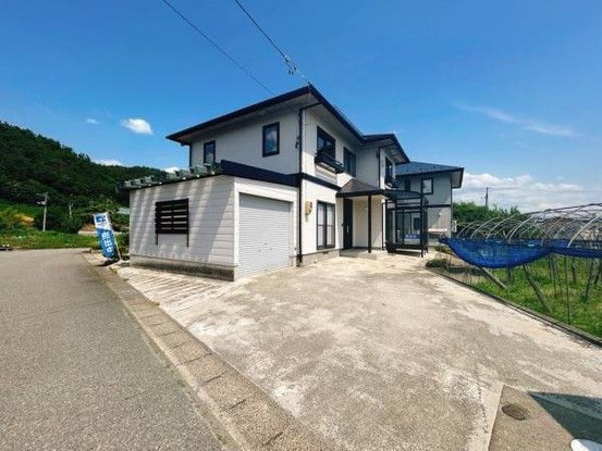 Renovated 5LDK House for Sale in Nanyo City, Yamagata - Thumbnail 3