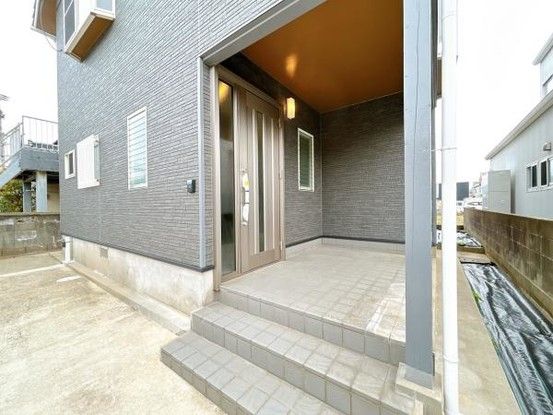 Renovated 4LDK House for Sale in Karatsu, Saga - 137 sqm - Thumbnail 3