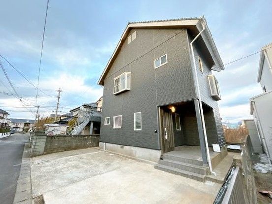 Renovated 4LDK House for Sale in Karatsu, Saga - 137 sqm - Thumbnail 4