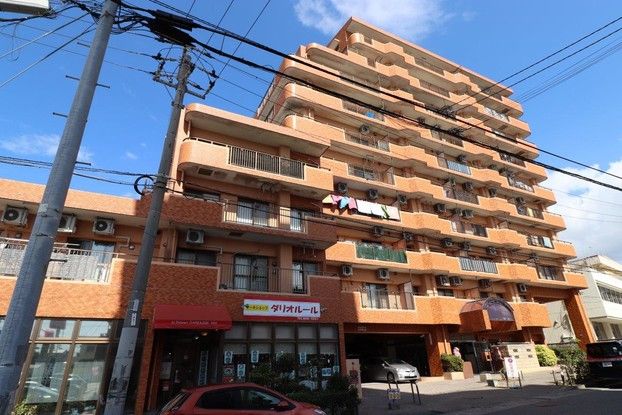 Lions Plaza Uehara – 4LDK Apartment in Naha, Okinawa - Thumbnail 3