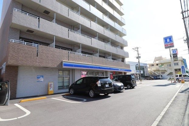 Lions Plaza Uehara – 4LDK Apartment in Naha, Okinawa - Thumbnail 2